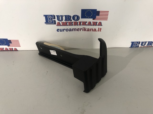 Rail Cover (left)